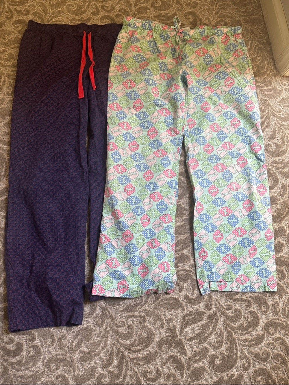 Vineyard vines Woman’s Multicolor Patterned Lounge Pants